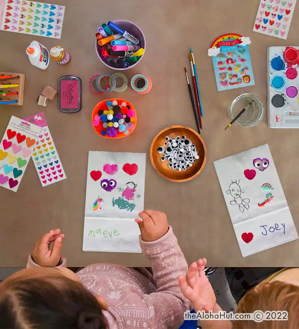 Valentine's Day Classroom Party Ideas - Decorate A Valentine's Day Bag