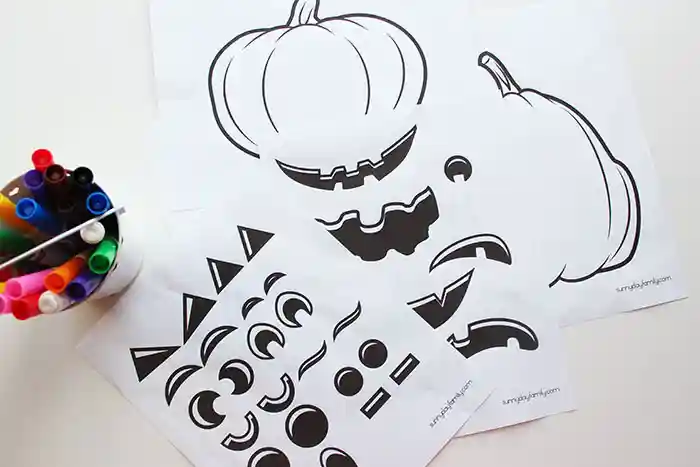 Halloween Activity - pumpkin face coloring page
