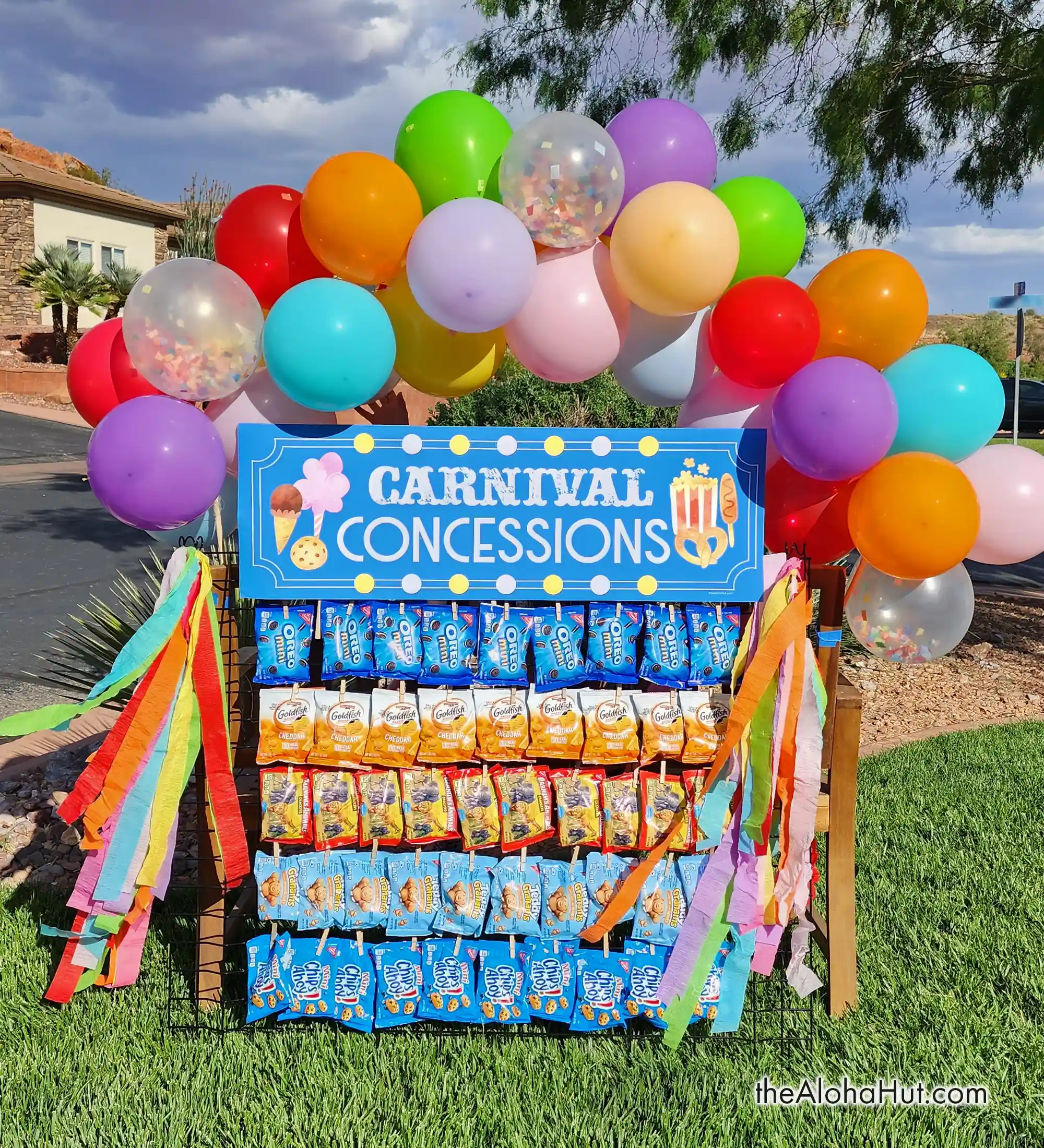 Easy and cheap carnival pary games and circus party themed games and ideas. DIY games for a school carnival, church carnival or fall festival, birthday party celebrations and more. Printables for carnival prizes, concessions, decor, and more.
